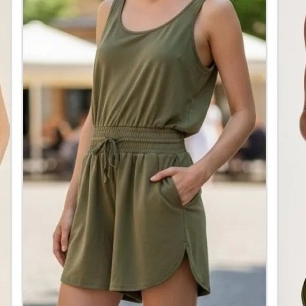 Abercrombie & Fitch Traveler Romper Olive Green Medium Sleeveless Pockets